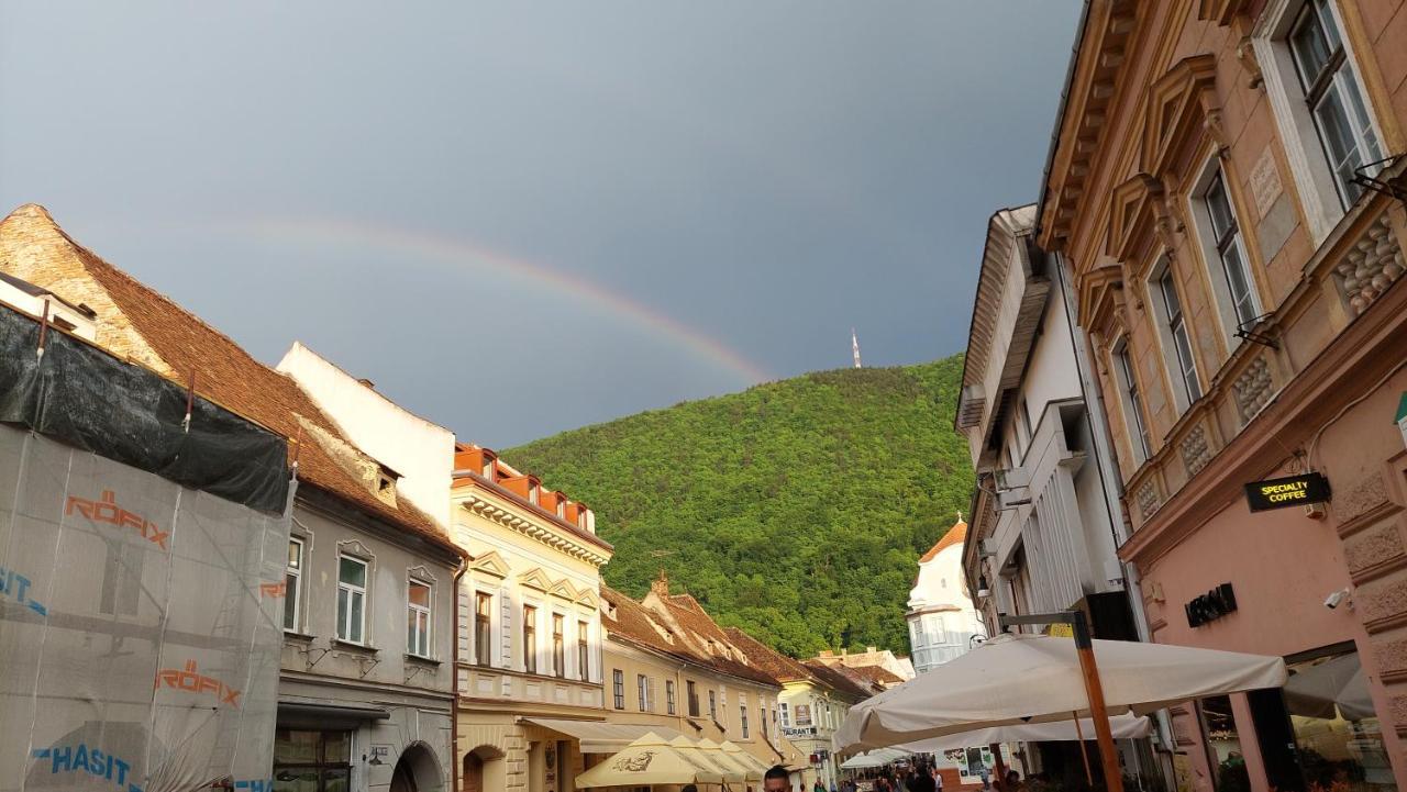 Apartament Diaconu Coresi Apartment Brasov Bagian luar foto