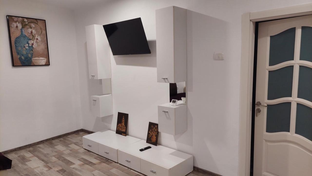 Apartament Diaconu Coresi Apartment Brasov Bagian luar foto